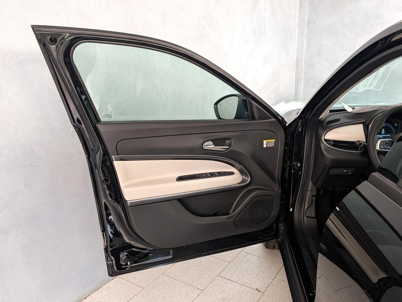 Fiat 600 Hybrid 100 CV DCT MHEV La Prima