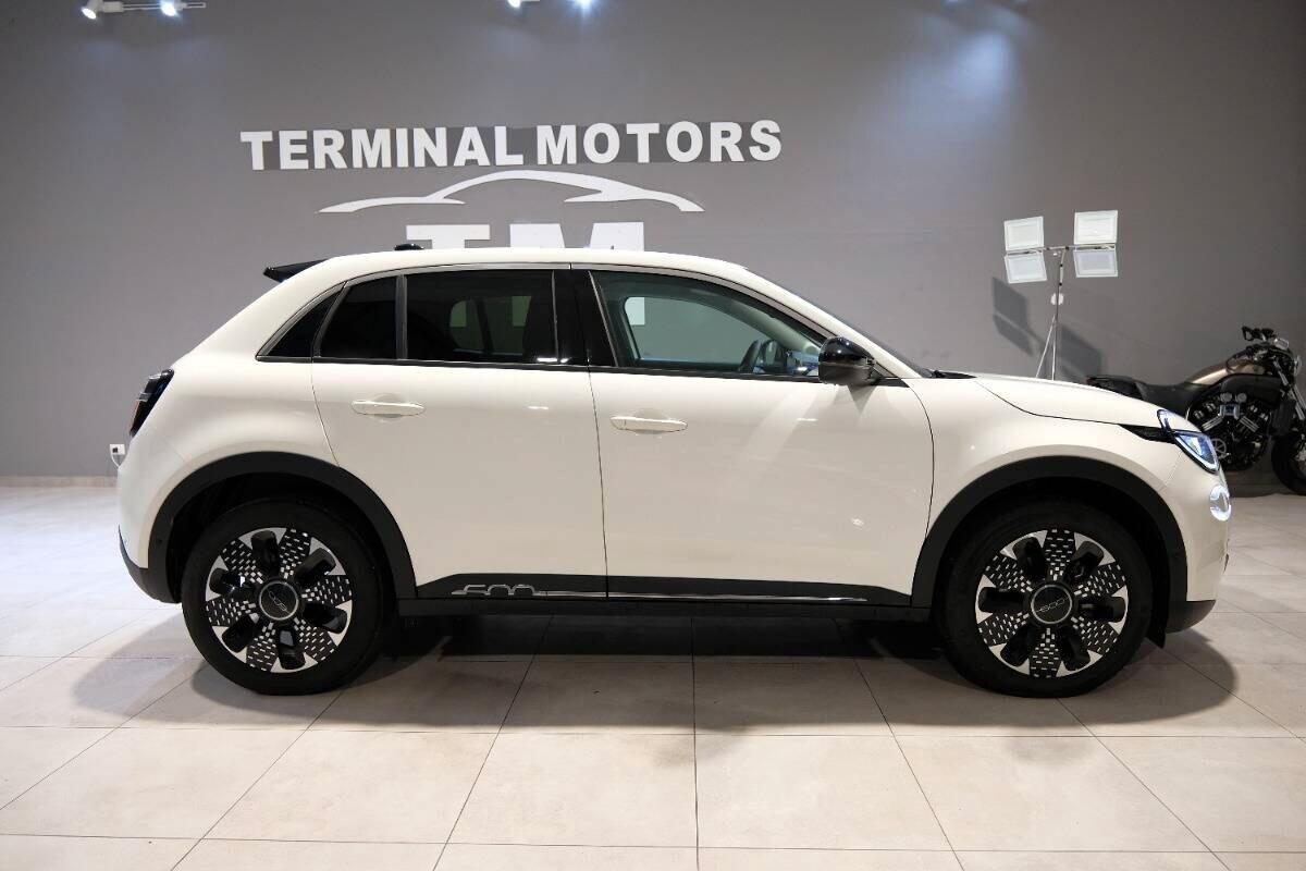 Fiat 600 Hybrid 100 CV DCT MHEV La Prima