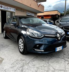 Renault Clio TCe 12V 75 CV 5 porte Moschino Intens