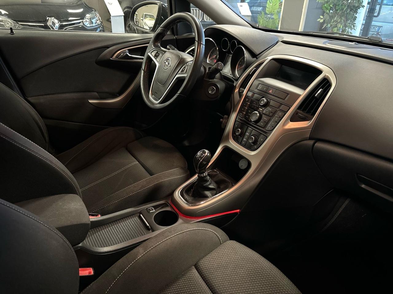 Opel Astra 1.7 CDTI 110CV 5 porte Cosmo