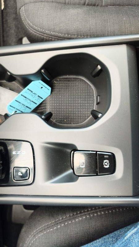 Volvo XC40 D4 AWD Geartronic Business Plus