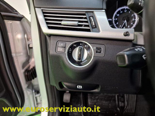 MERCEDES-BENZ E 220 CDI BlueEFFICIENCY Elegance