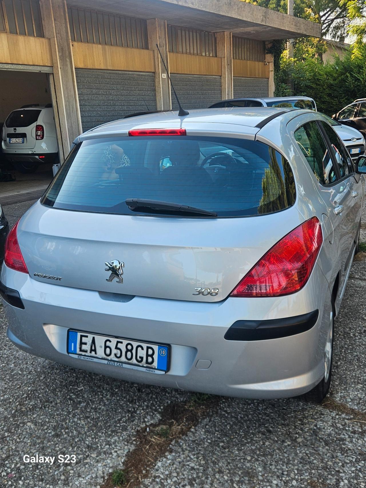 Peugeot 308 1.6 VTi 120CV 5p. Premium