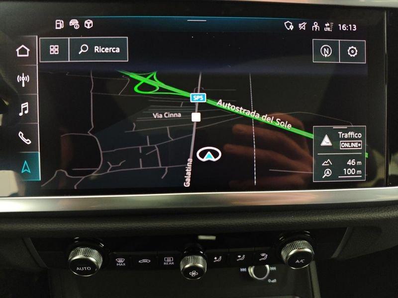 Audi Q3 SPB 40 TDI quattro S tronic Identity Black