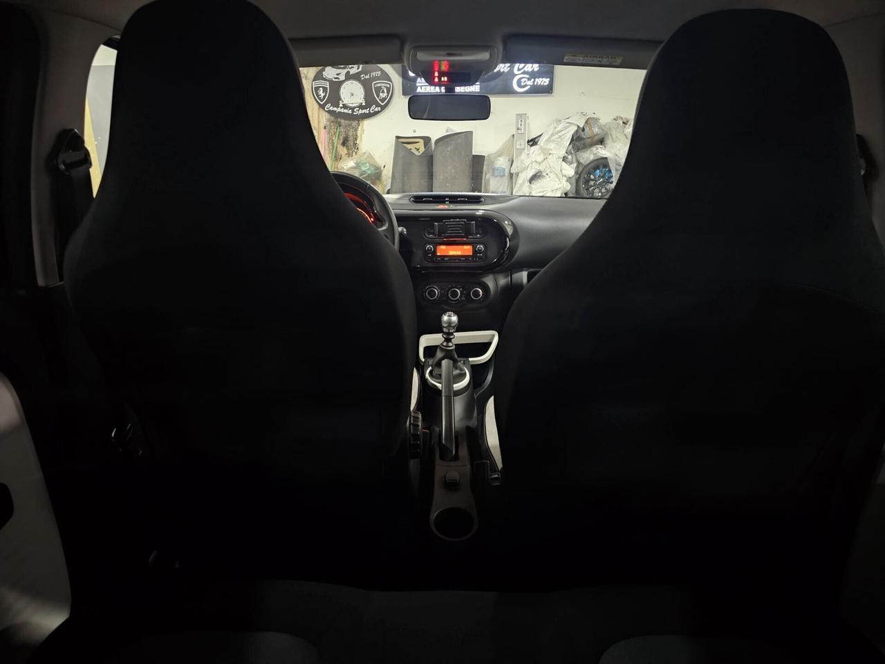NUOVA RENAULT TWINGO INTENS TCe 0.9 BENZ 90CV TOTAL BLACK EDITION