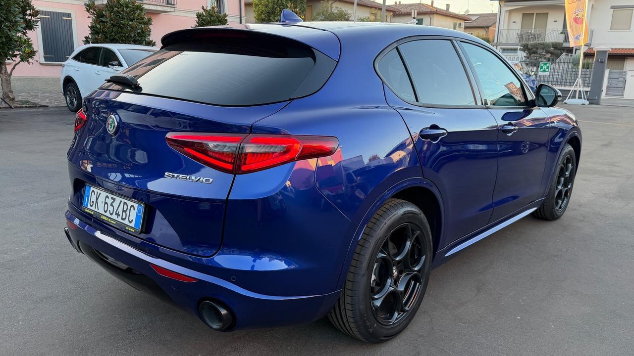 ALFA ROMEO STELVIO Q4 2.2 TI TURBODIESEL AT8 210CV - VOLANTE E SEDILI IN PELLE RISCALDABILI, MEMORIA