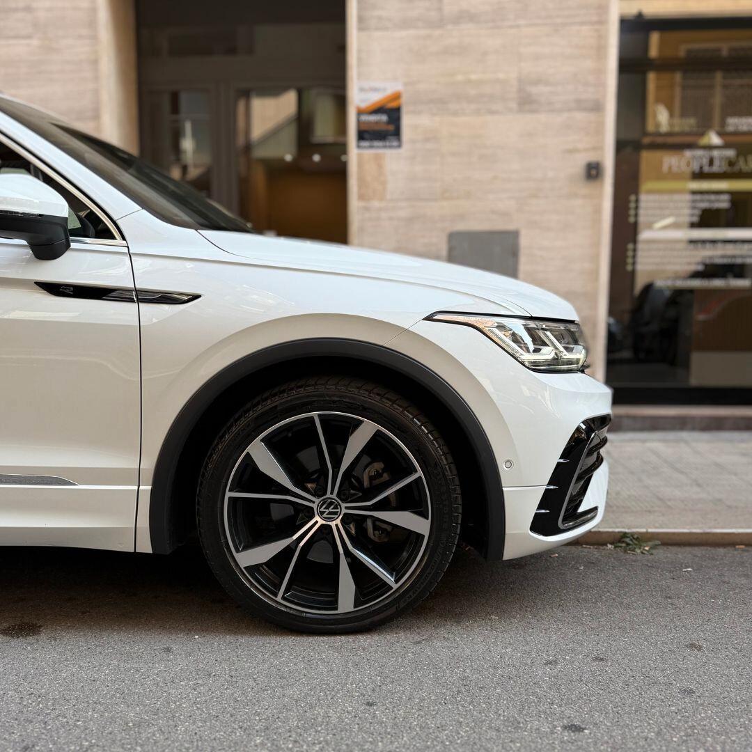 Volkswagen Tiguan 2.0 TDI DSG 4MOTION R-Line