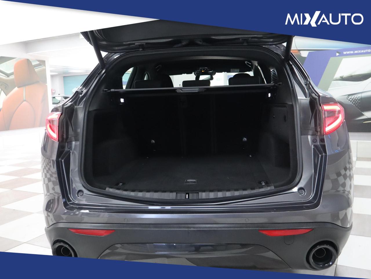 Alfa Romeo Stelvio 2.2 TD Sprint RWD 160cv AUT