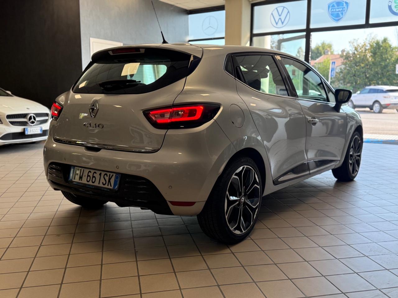 Renault Clio TCe 12V 90 CV GPL 5 porte Moschino Intens