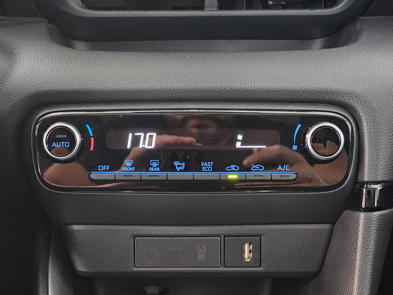 Toyota Yaris 1.5 Hybrid 5 porte Active