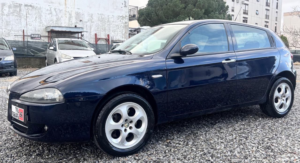 Alfa Romeo 147 1.9 JTD M-JET 16V 5 porte Dist.