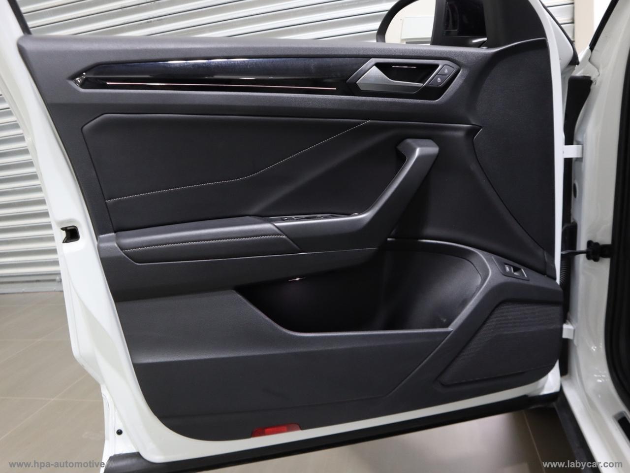 VOLKSWAGEN T-Roc 2.0TDI R-LINE NAVI LED PELLE MATRIX