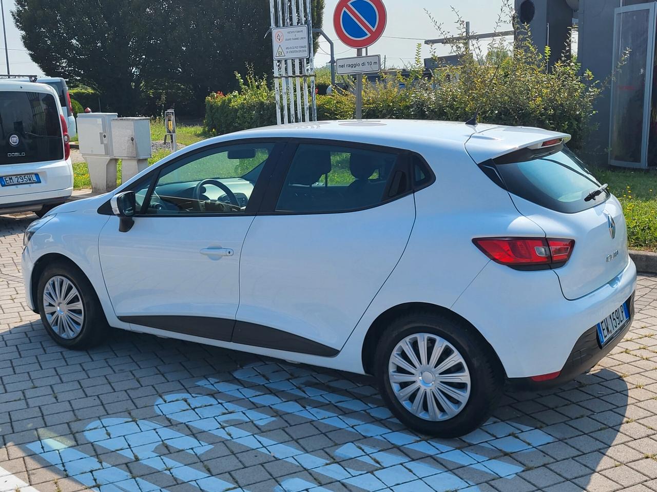 Renault Clio 1.2 75CV 5 porte Wave