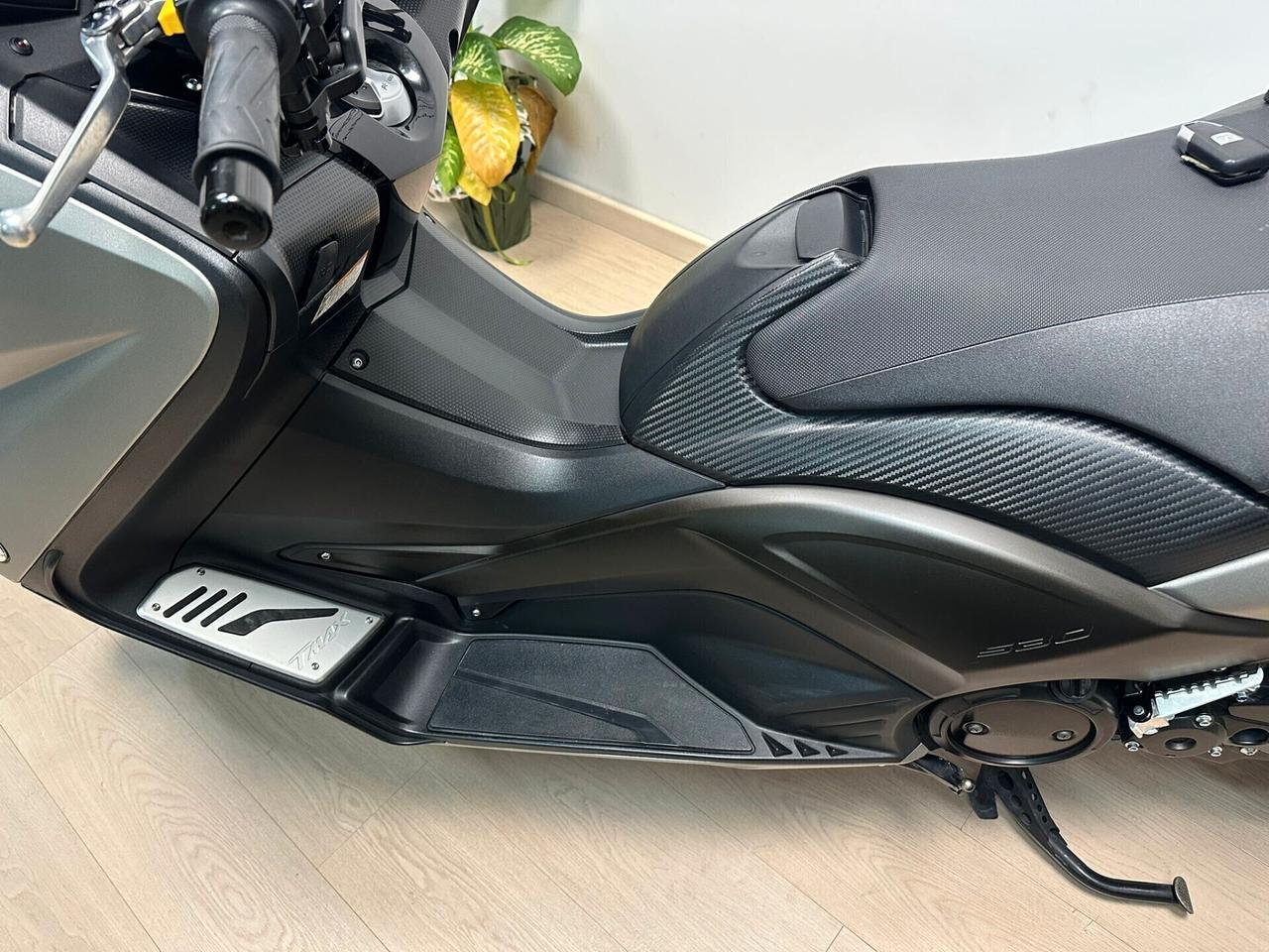 YAMAHA T-MAX T MAX 530 2016 DA 99€ AL MESE