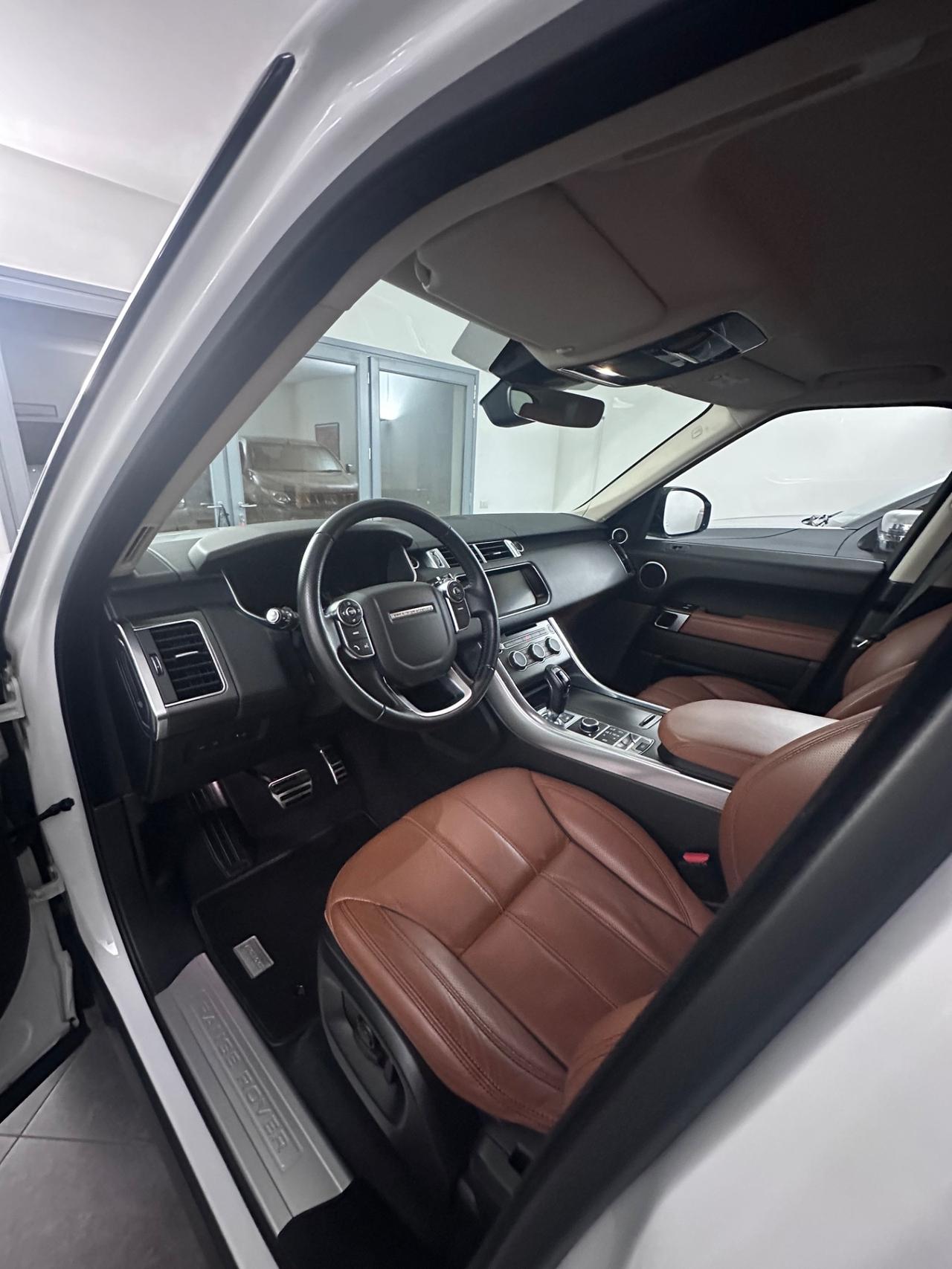 Land Rover Range Sport 3.0 TDV6 HSE Dynamic