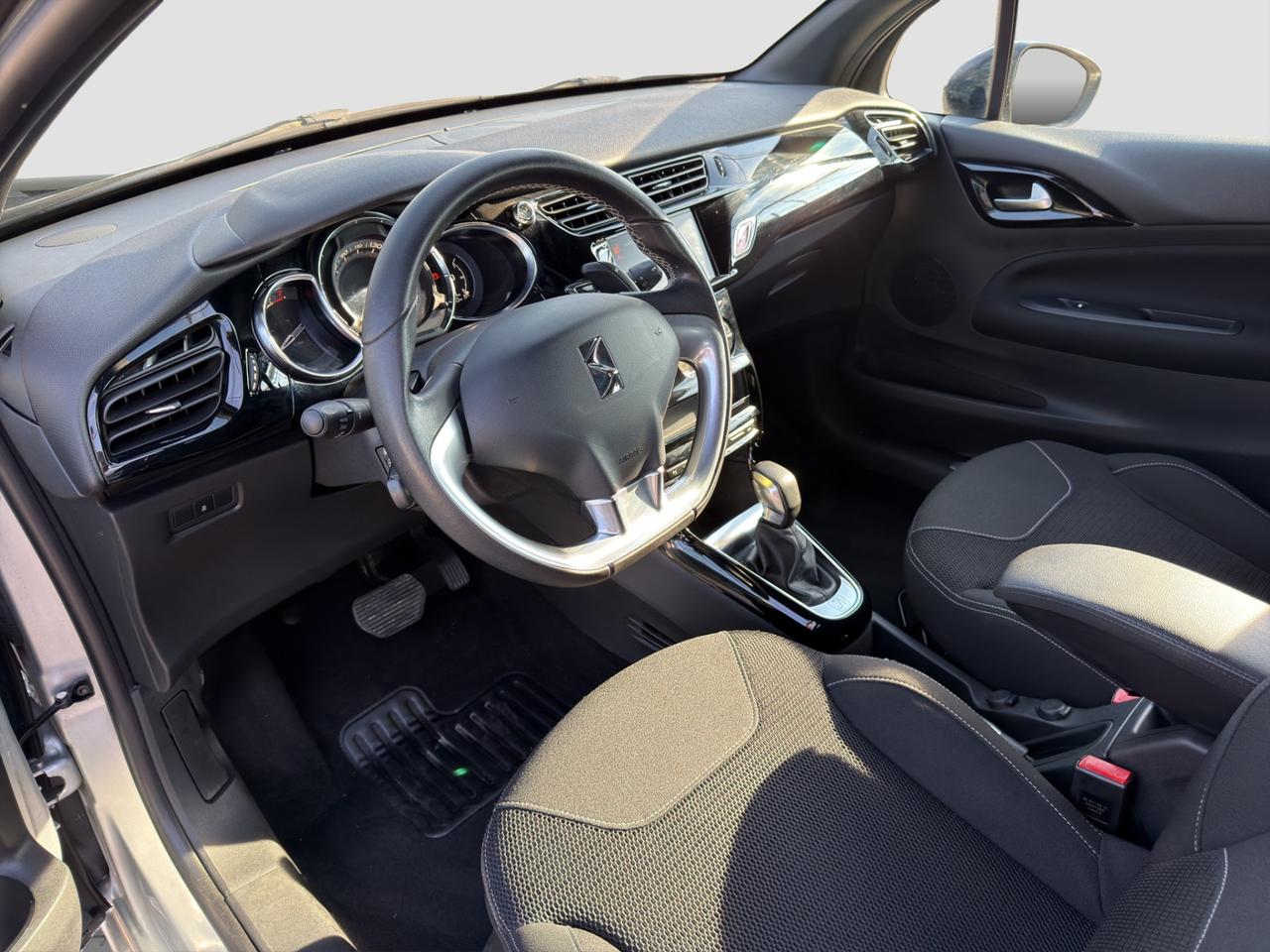 DS DS3 PureTech 110 aut. So Chic