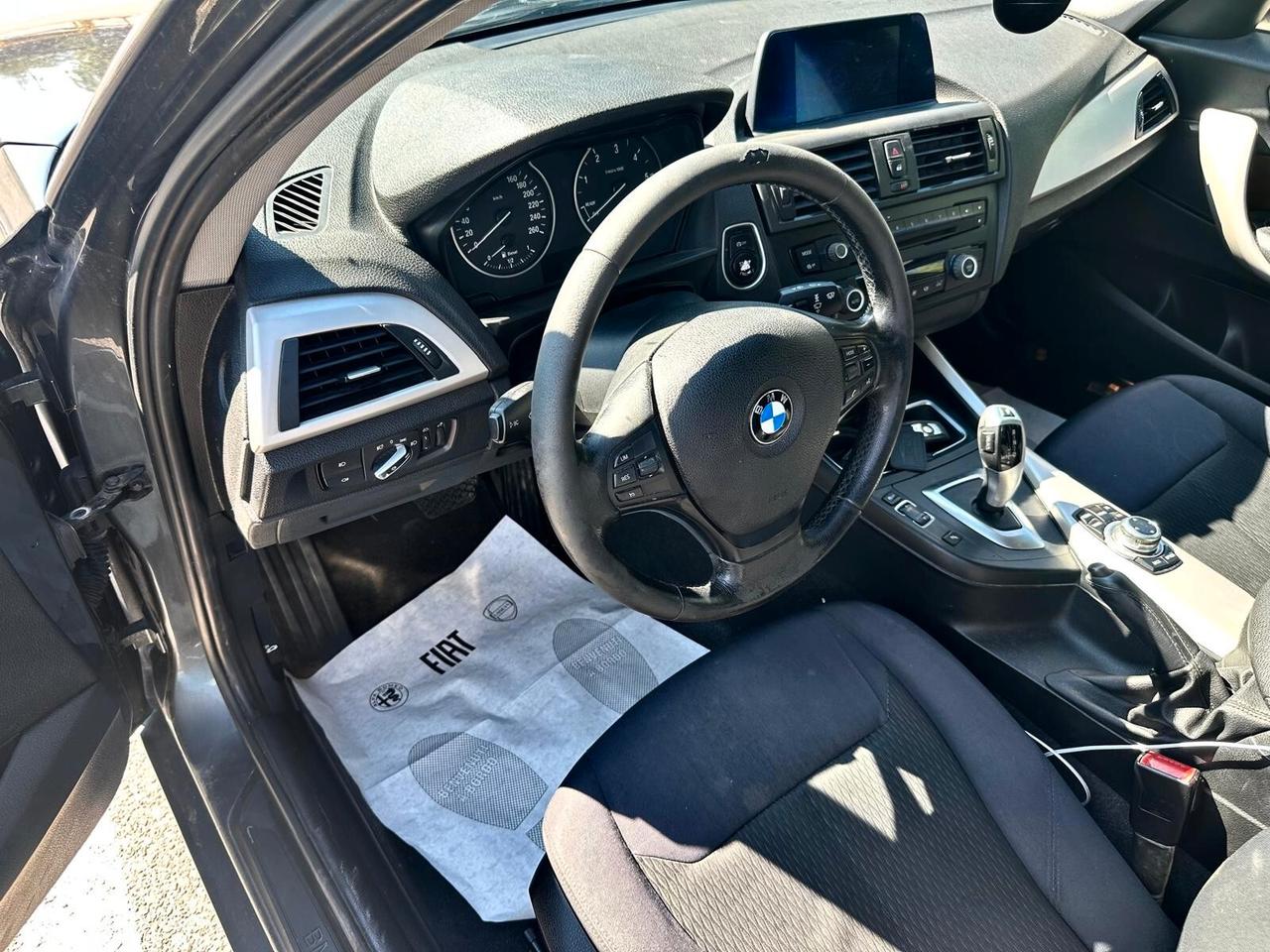 BMW Serie I (F20) 116d URBAN