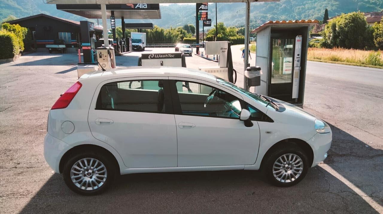 Fiat Grande Punto Grande Punto 1.4 Neopatentati Natural Power 2010