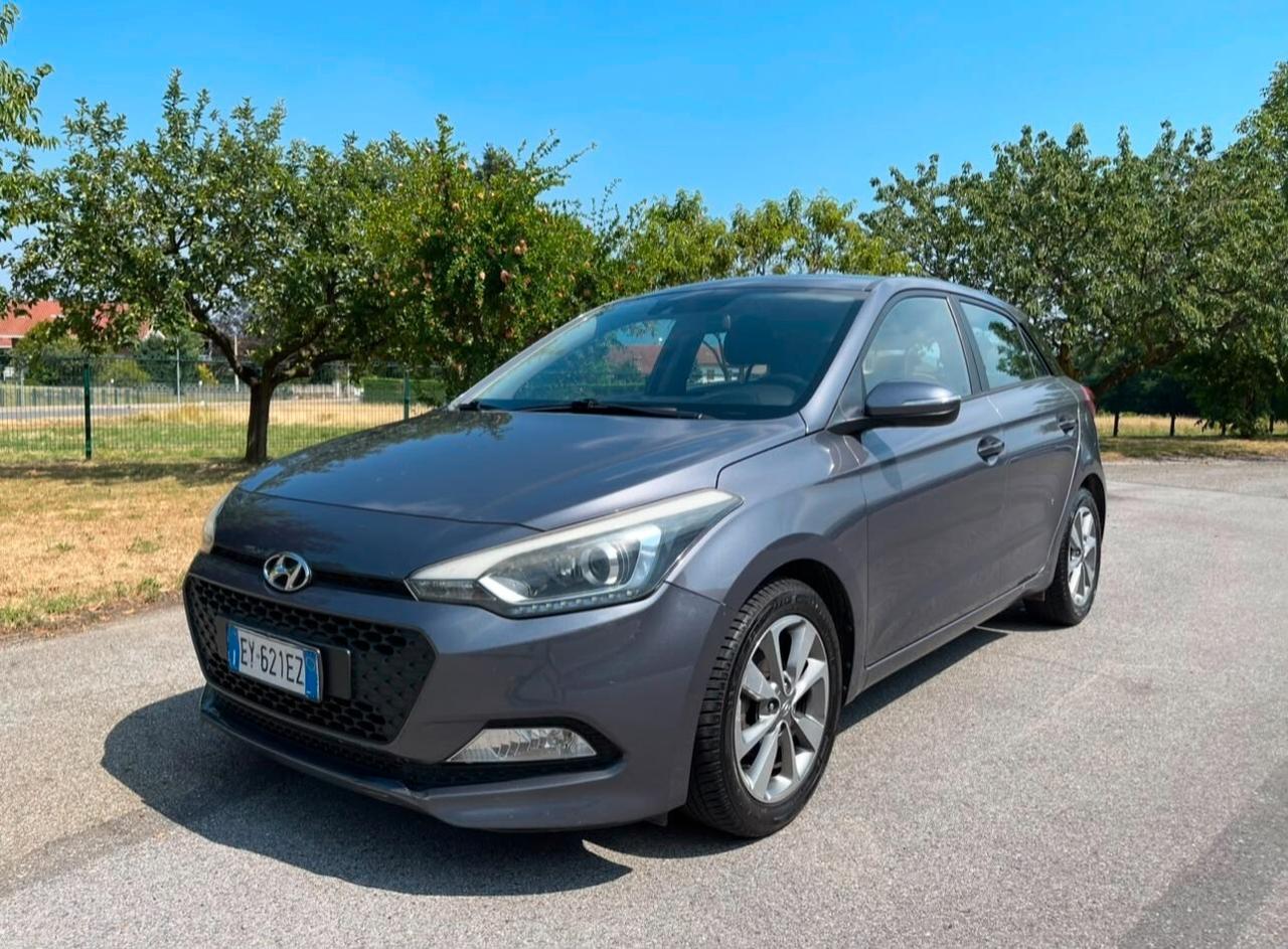 Hyundai i20 1.2 84 CV 5p Style - Neopatentati