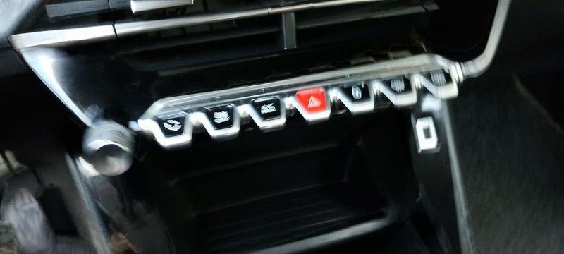 Peugeot 2008 PureTech 100 S&S Allure