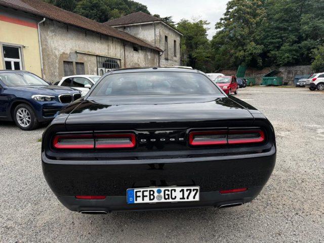 DODGE Challenger COUPE'