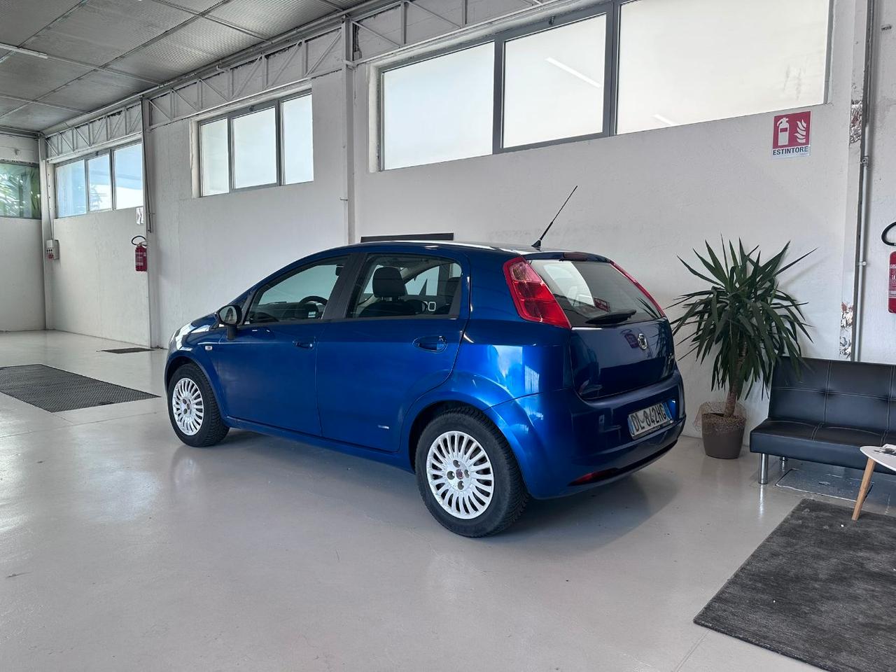 Fiat Grande Punto 5 Porte Grande Punto 5p 1.2 Active c/clima 65cv