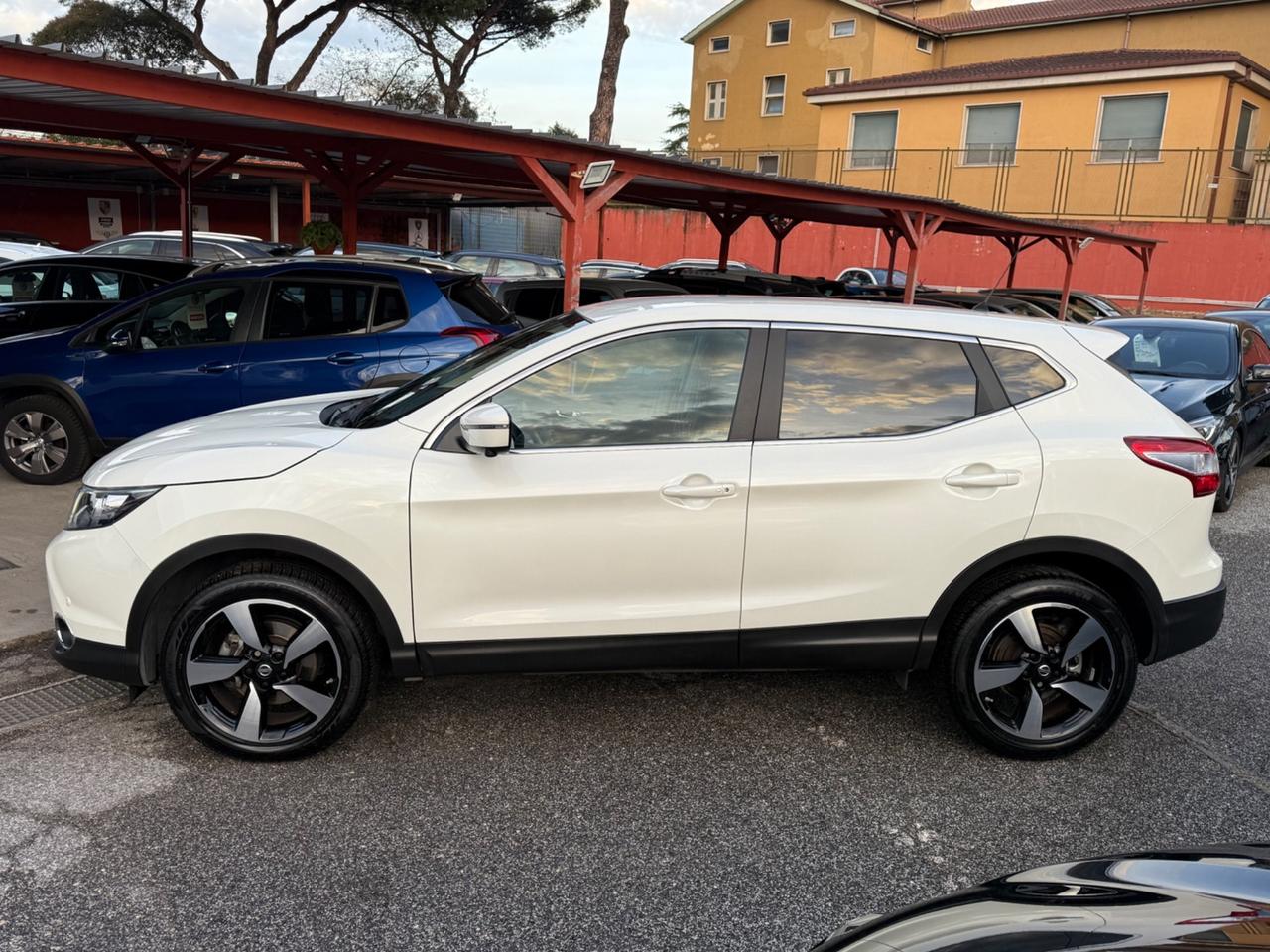 Qashqai 1.2 DIG-T -( 59 mila km ) -unirlo-rate-garanzia