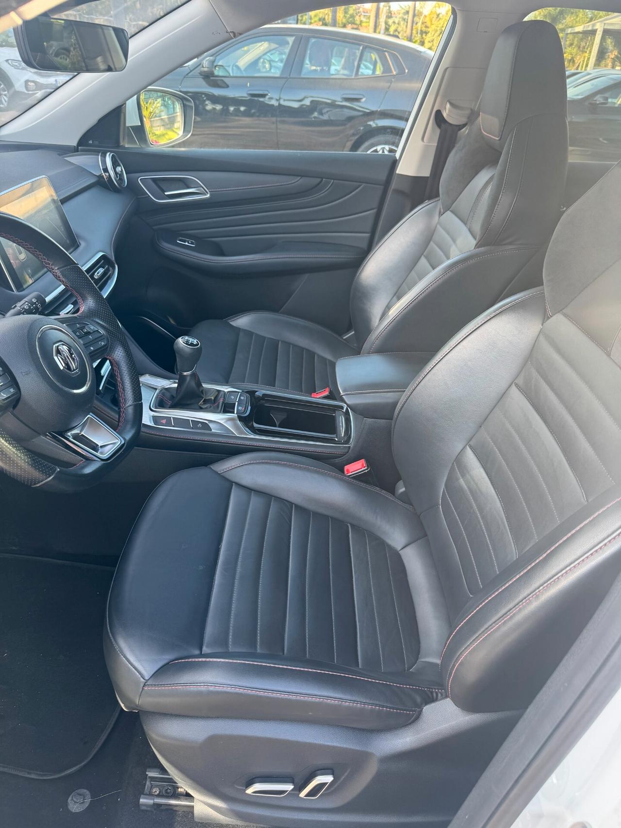 Mg HS 1.5T-GDI AT Luxury