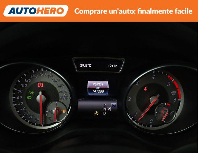 MERCEDES-BENZ GLA 200 d Automatic Premium