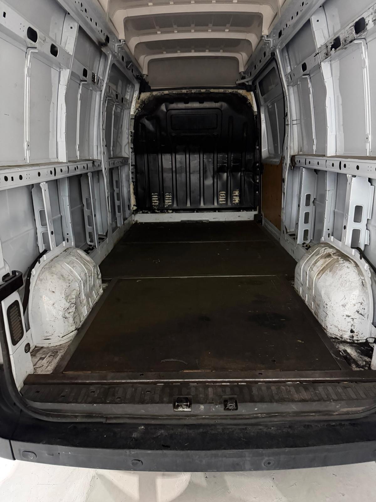 Opel Movano IVA ESPOSTA+Tetto alto+Passo Lungo+Navi+ Neopatentati