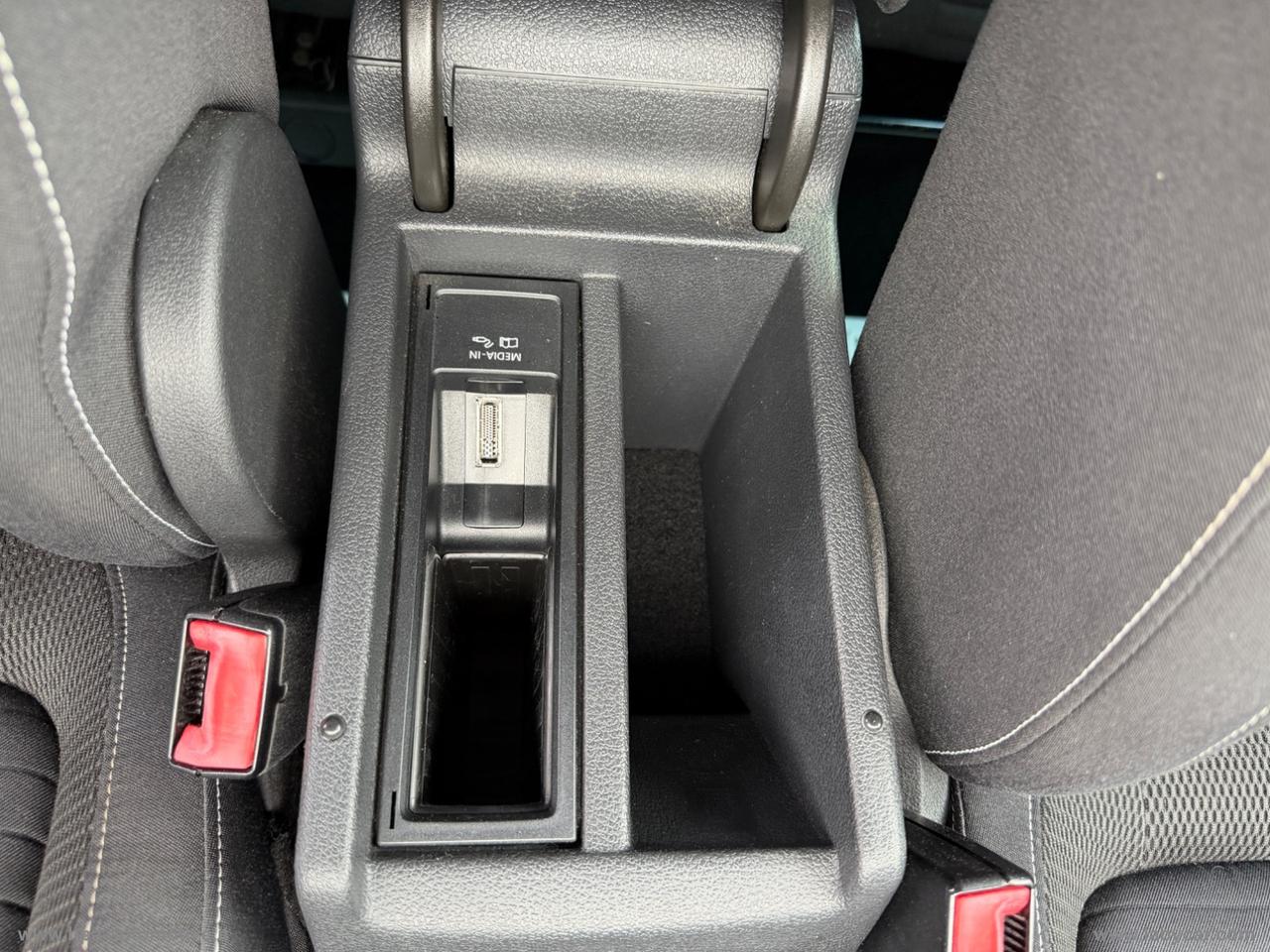 VOLKSWAGEN Tiguan 2.0 TDI 177CV R-LINE NAVI