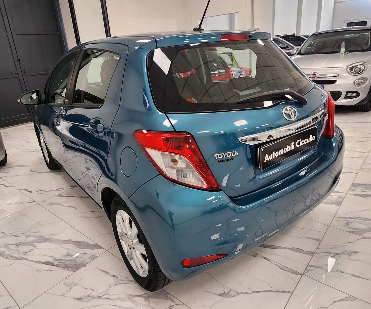 Toyota Yaris 1.3 5 porte Lounge