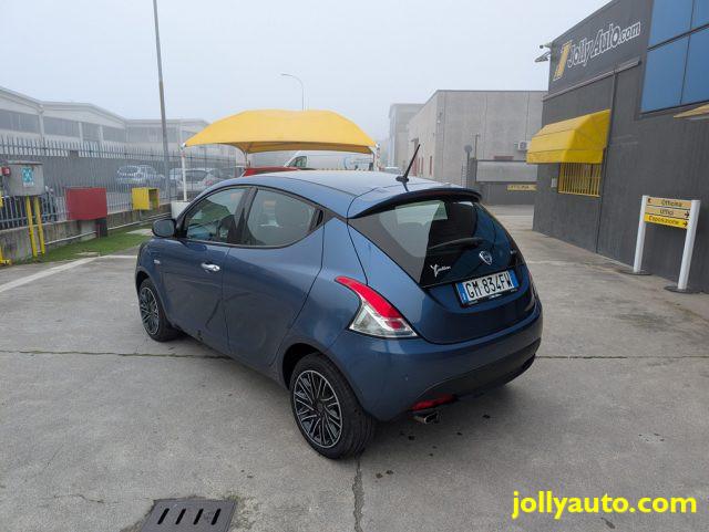 LANCIA Ypsilon 1.0 FireFly 5P S&S Hybrid Gold 5 posti - Ruotino