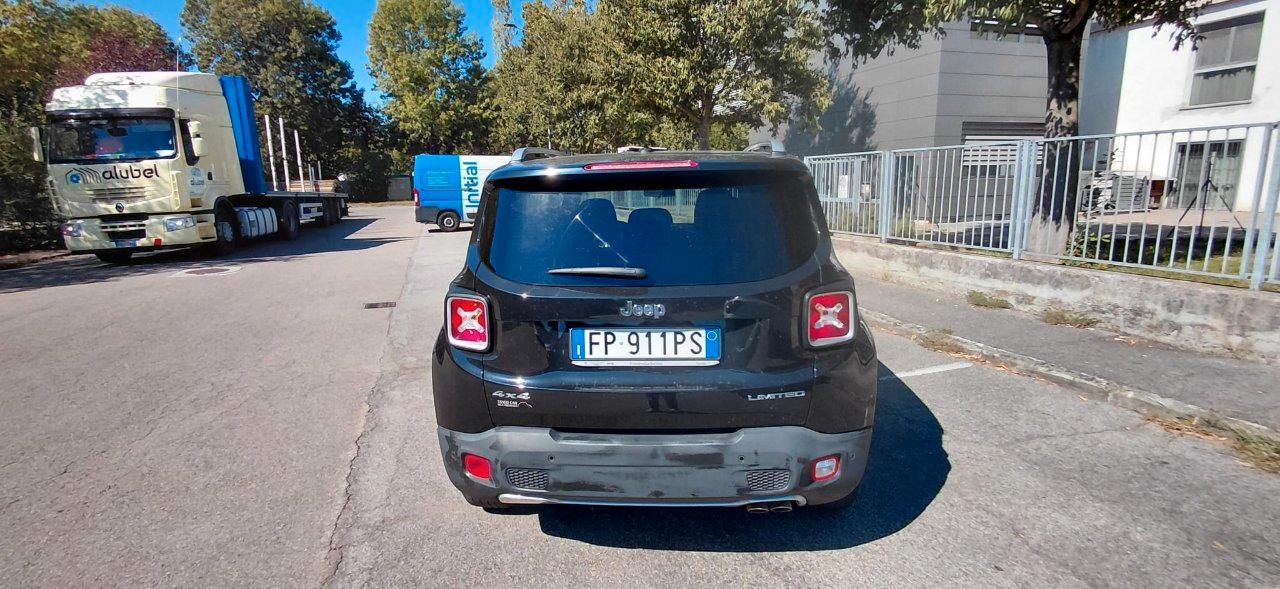 Jeep Renegade 2.0 mjt Limited 4wd 140cv AUTOMATICO OK NEOPATENTATO