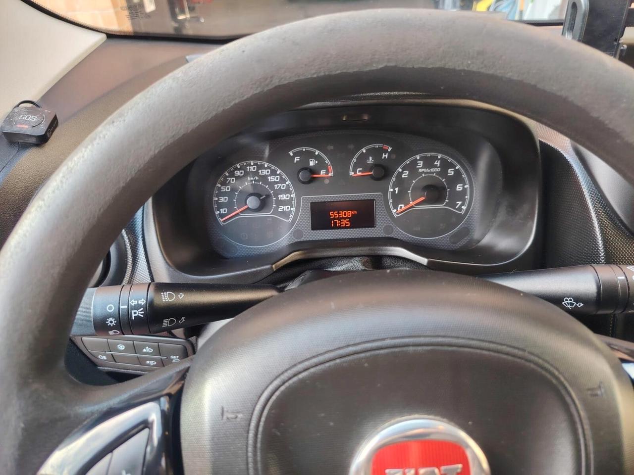Fiat Fiorino 1.3 MJT 95CV Combinato Adventure M1