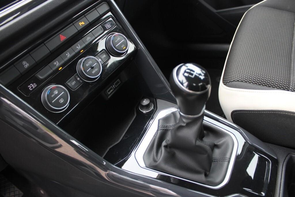 VW T-Roc 1.6 tdi *V. COCKPIT *BICOLORE *CAMERA