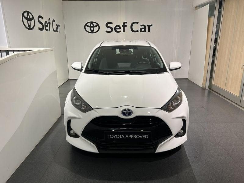 Toyota Yaris 1.5 Hybrid 5 porte Active + CERCHI IN LEGA AREA C FREE