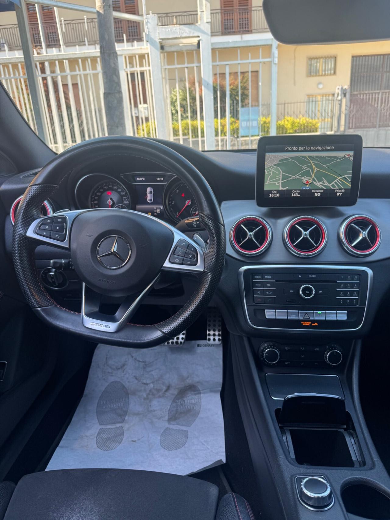 Mercedes-benz CLA 180 CLA 180 d Automatic Premium Pack AMG