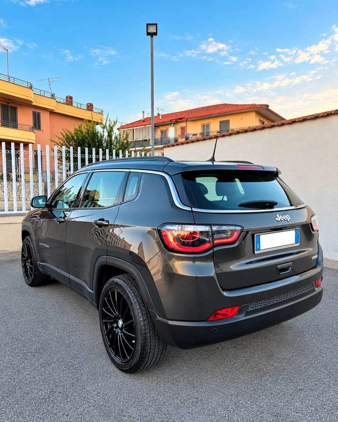 Jeep Compass 1.6 M-Jet 120cv Longitude + Navi con 95.000 Chilometri