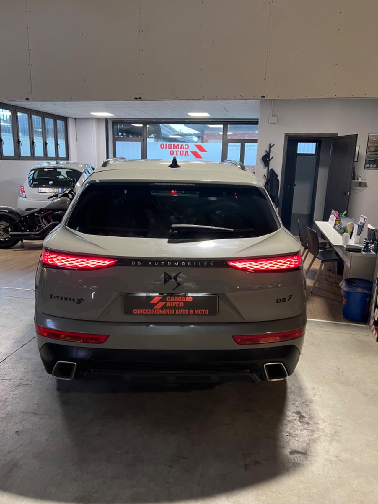 Ds DS 7 Crossback DS 7 Crossback E-Tense 4x4 Performance Line