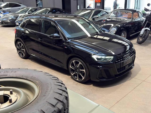 AUDI A1 SPB 35 TFSI S tronic Identity Black