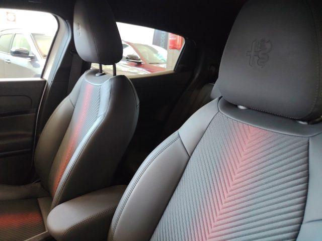ALFA ROMEO Junior 1.2 145 CV Hybrid eDCT6 Speciale