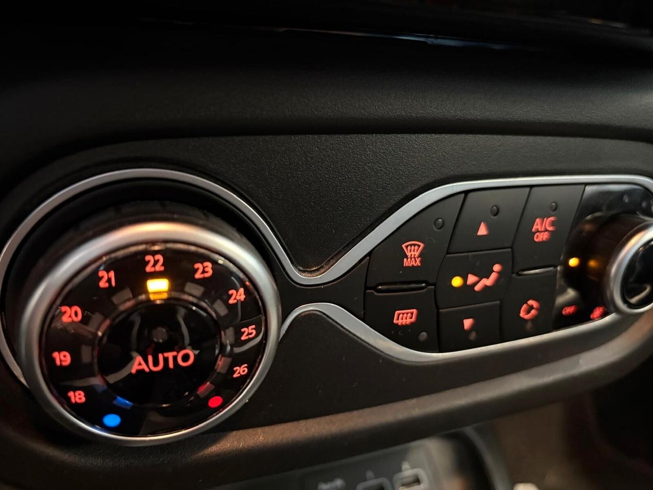 Renault Twingo URBAN NIGHT Electric UNICO PR.