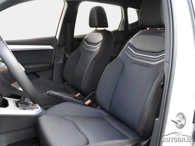 SEAT Arona 1.0 TGI FR Fari LED, Retrocamera, Full Link