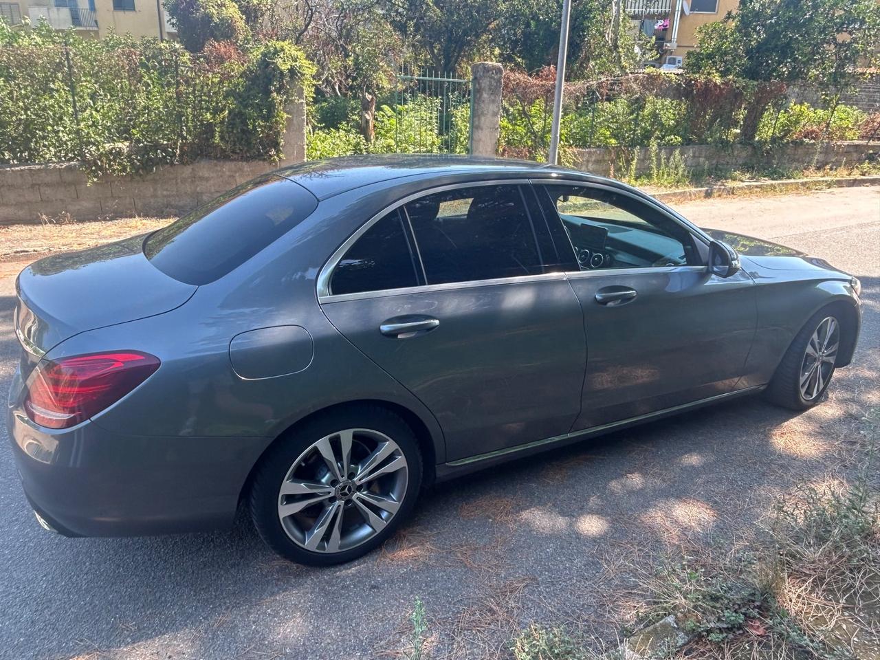 Mercedes-benz C 220 d Premium