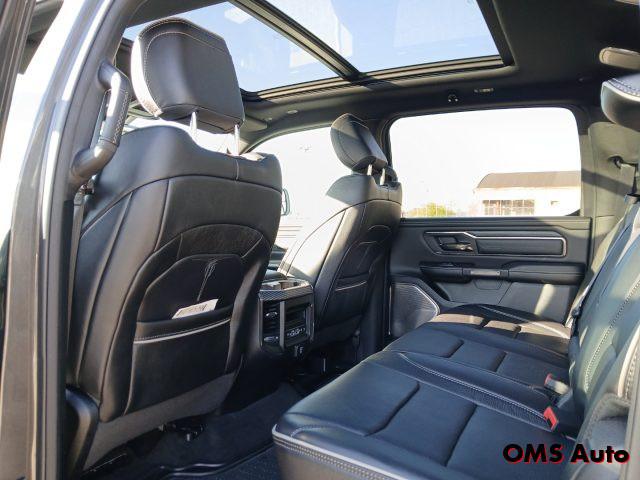 DODGE RAM 5.7 GPL V8 Limited Night N1