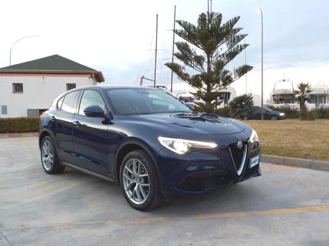 Alfa Romeo Stelvio 2.2 Turbodiesel 190 CV AT8 Q4 Business