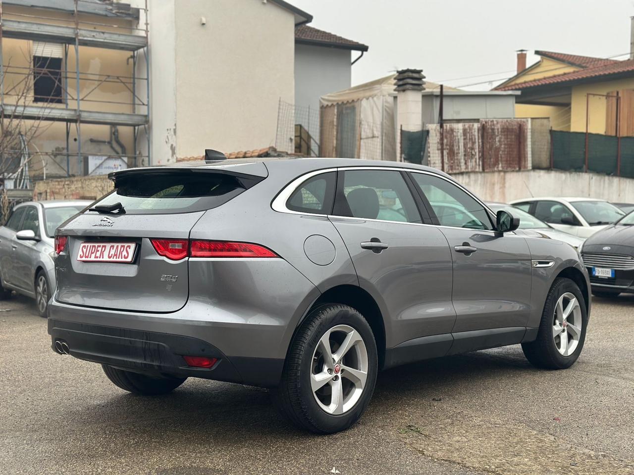 Jaguar F-Pace 2.0 D 180 CV AWD aut. R-Sport