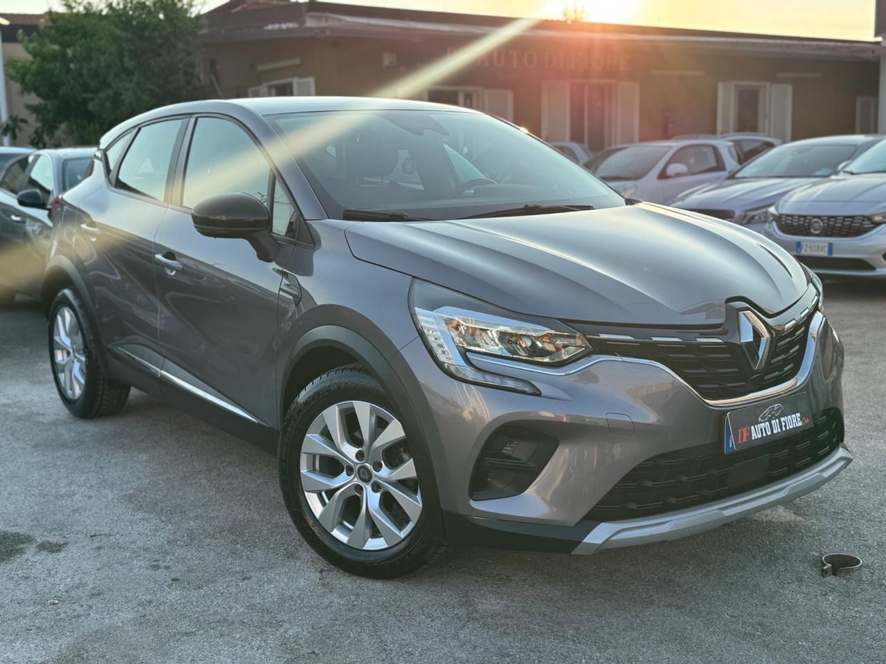 Renault Captur 1.0 TCe GPL DI SERIE Intens NAVI