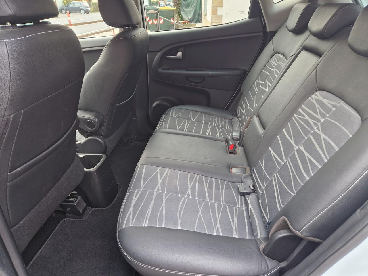 Kia Venga 1.4 90CV "49.700 km" GPL casa madre, Full Optional